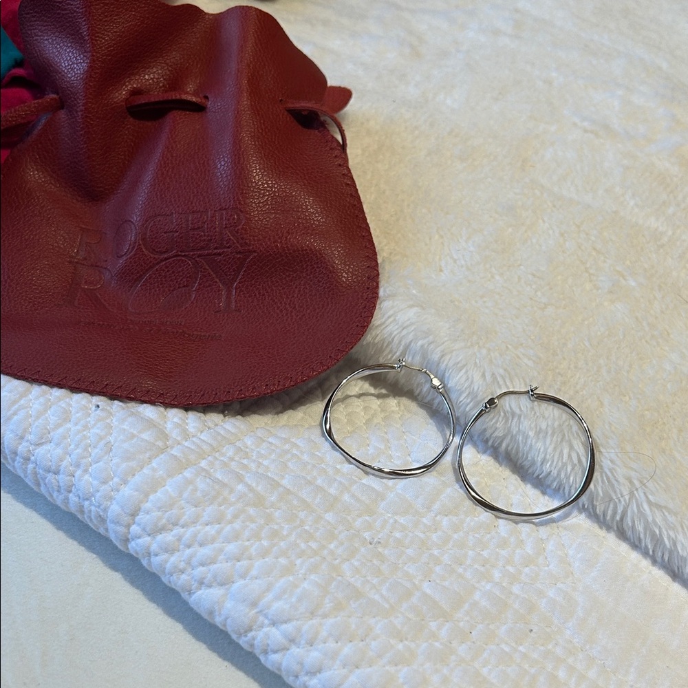 Silver 925 Hoop Earrings  with Red Pouch